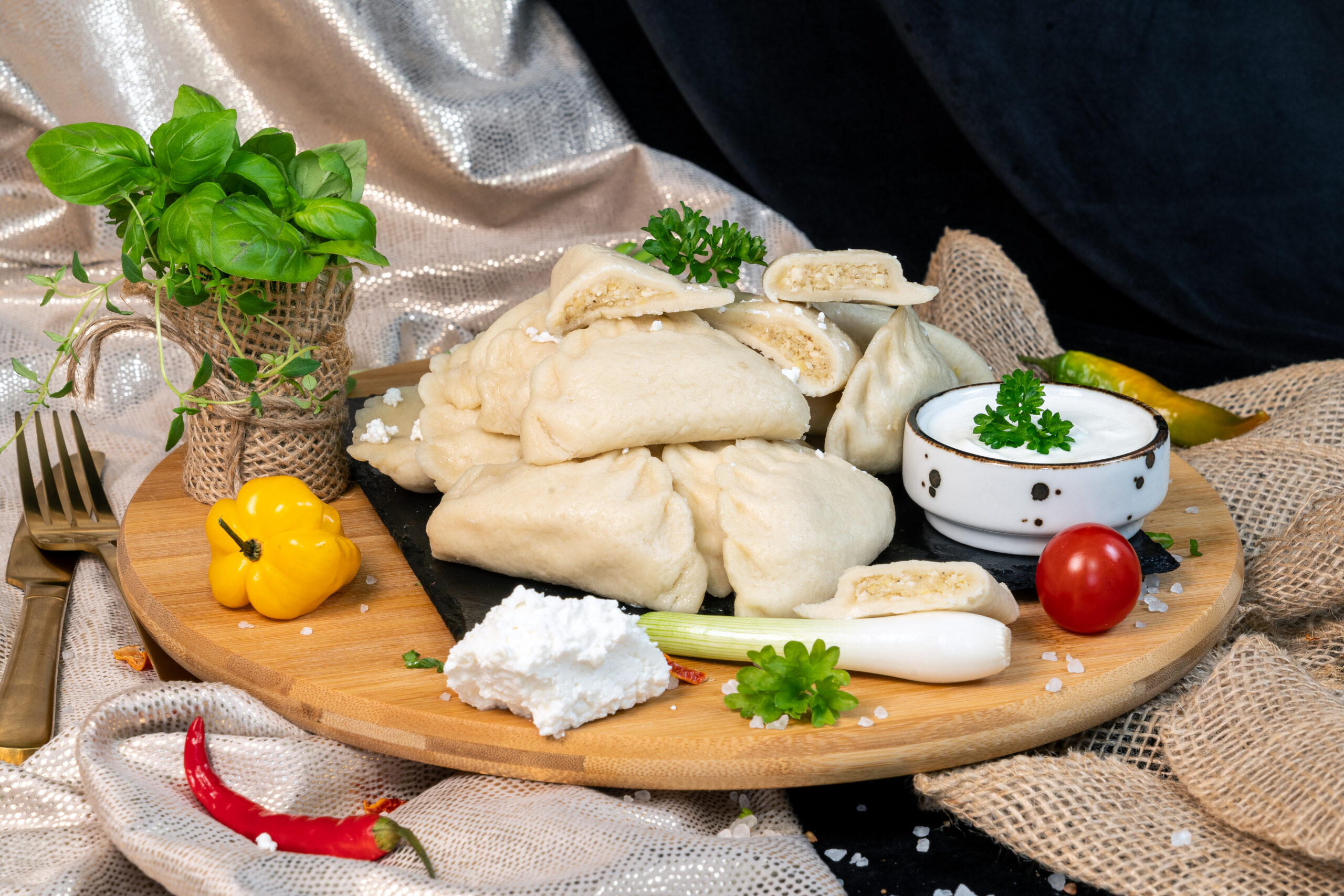 Pierogi ukraińskie opak.600g - obrazek 4